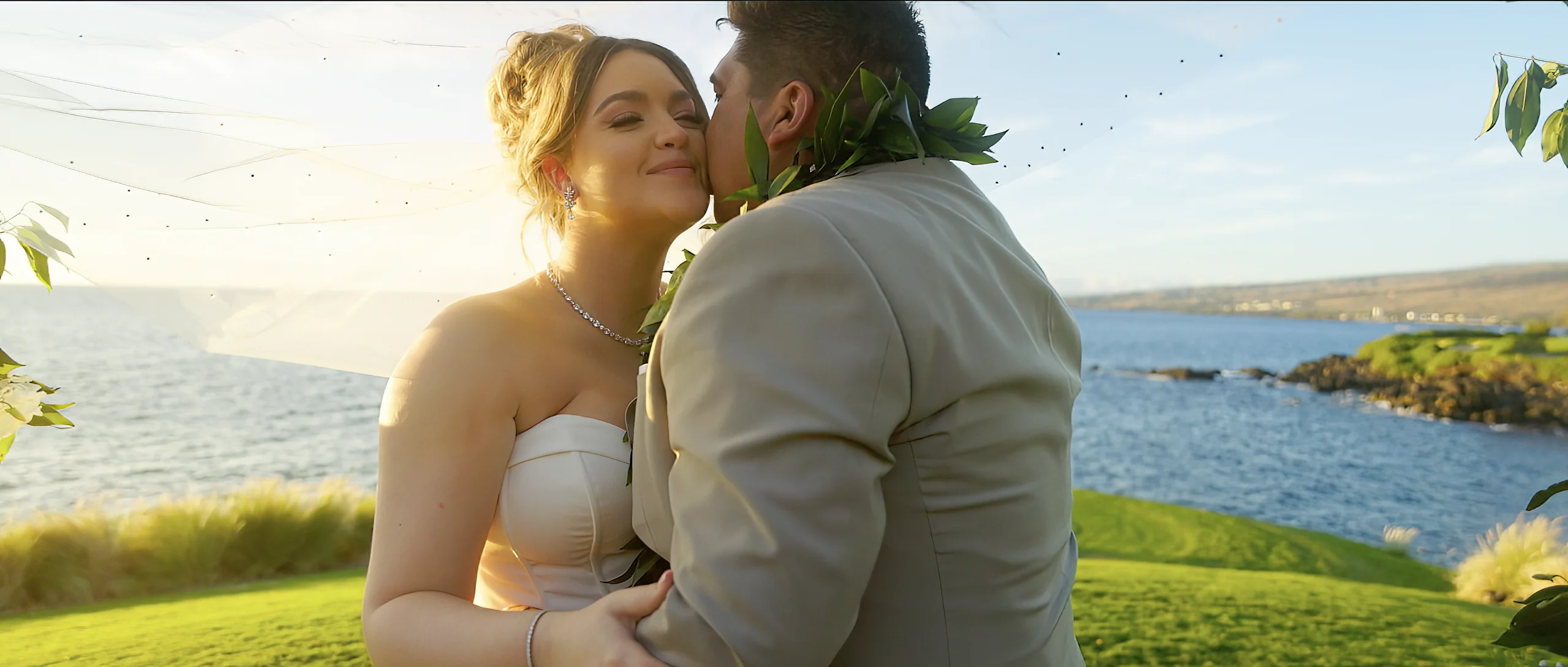 Luis & Shawna wedding at Mauna Kea Beach Hotel